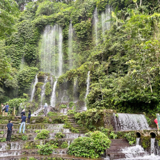 Waterfall Benang Stokel Kelambu Excursion