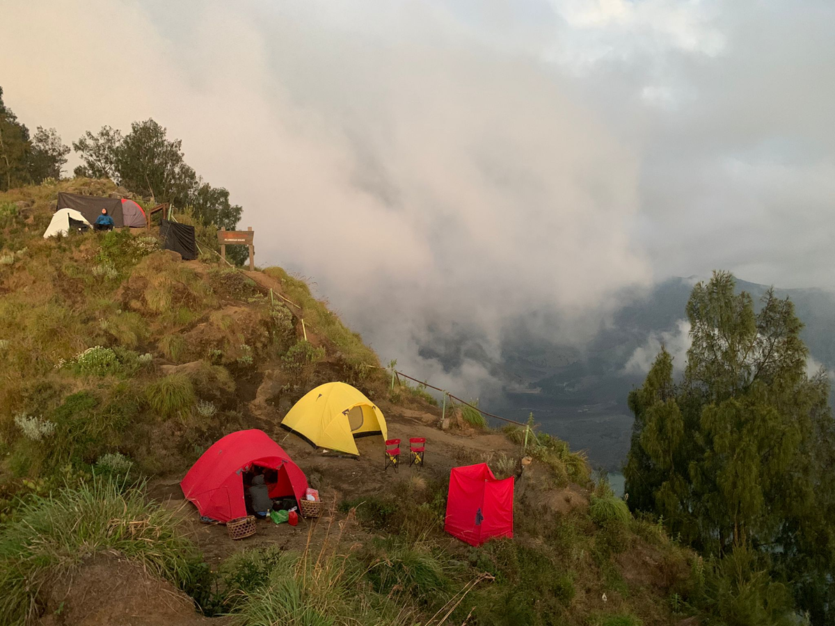 rinjani trekking start torean